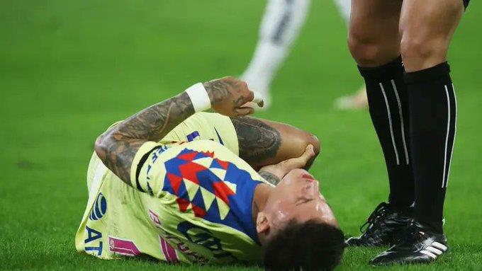 América confirma luxación de rodilla de Brian Rodríguez 