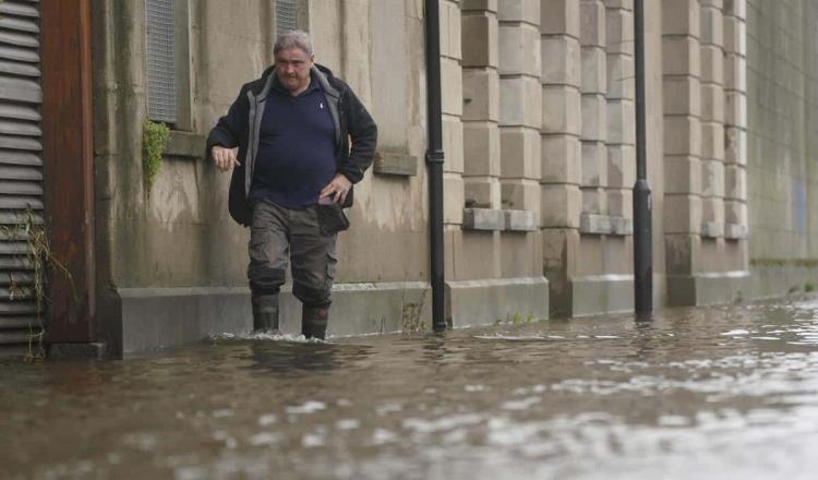 Al menos 7 muertos deja Tormenta ´Ciarán´ en Europa