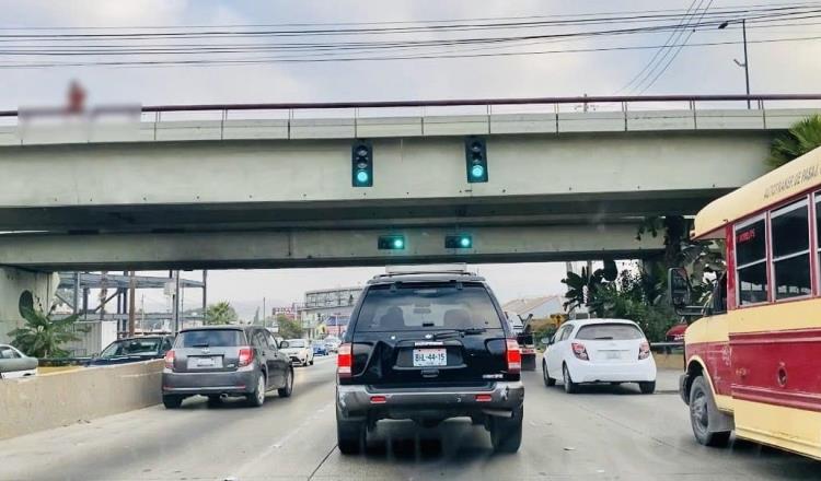 Escapa de hospital en Tijuana, se lanza de puente y muere