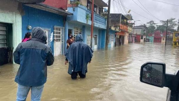 En Conagua "hay un florero": Gaudiano critica respuesta del gobierno ante inundaciones