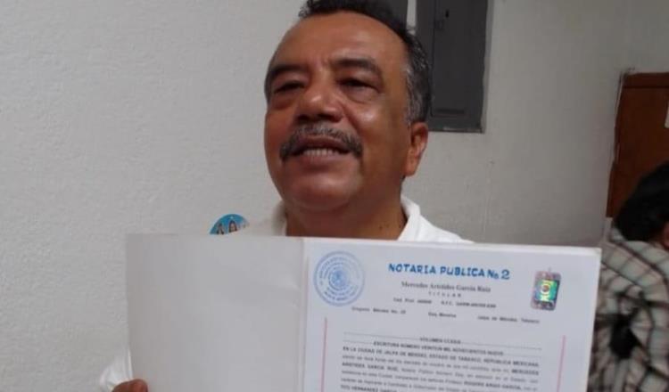 Roger Arias se registra ante IEPCT para ser candidato independiente a la gubernatura