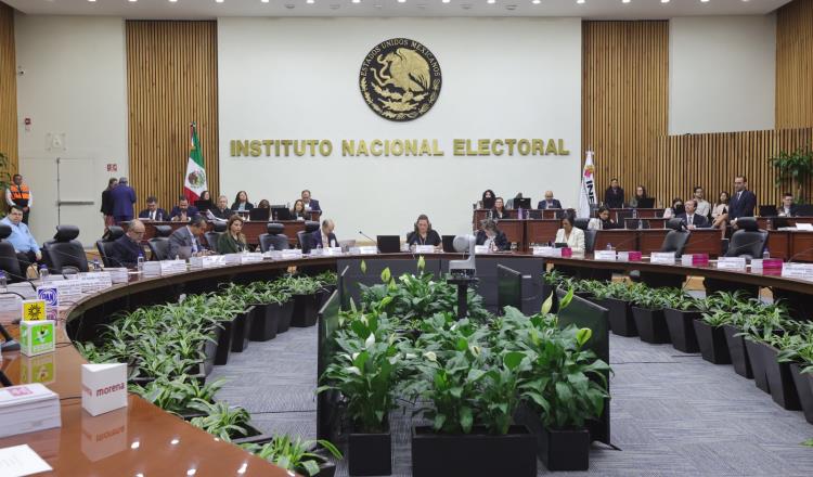 Aprueba INE 3 debates presidenciales