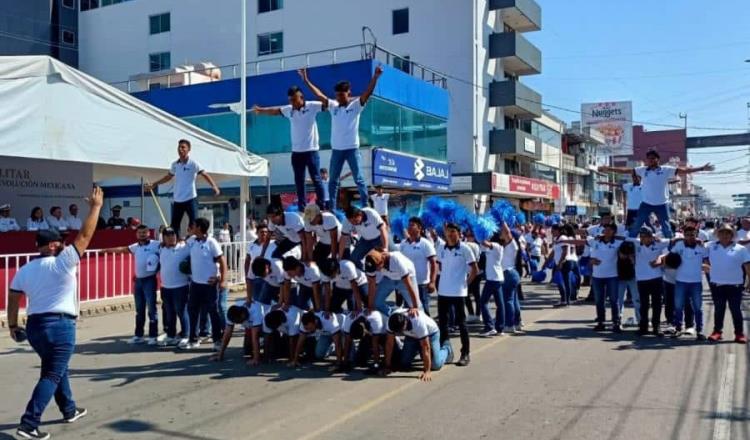 Desfilan en Tabasco por la conmemoración del 113 aniversario de la Revolución Mexicana