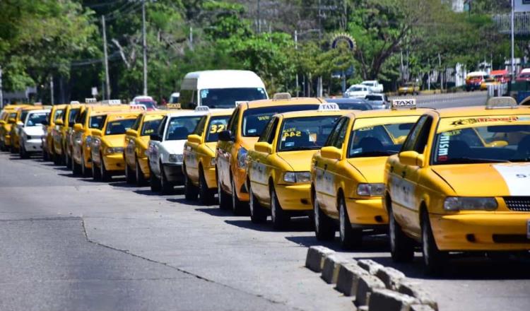 ¡Pega banda chiapaneca a taxistas!