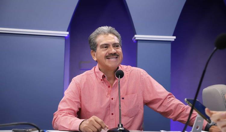 "No tengo dato de eso" ataja Evaristo Hernández ante señalamientos de Bertruy