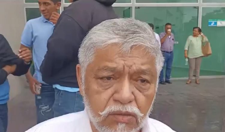 Violación al derecho a vialidad peatonal por parte de comercios en Villahermosa, acusa persona con discapacidad