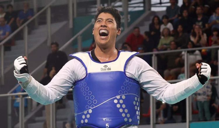 Taekwondoínes Daniela Souza y Carlos Sansores consiguen boleto a Juegos Olímpicos 2024