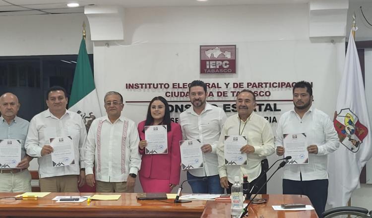 6 independientes reciben constancia del IEPC para arrancar con recolección de firmas