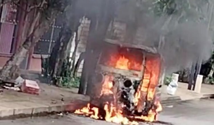 Se incendia pochi en malecón de Gaviotas