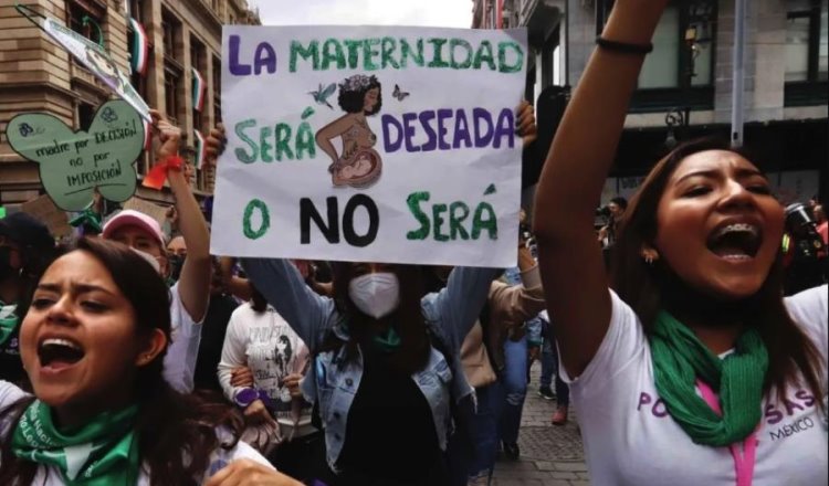 Para cumplir orden de la SCJN, Congreso de Aguascalientes despenaliza aborto