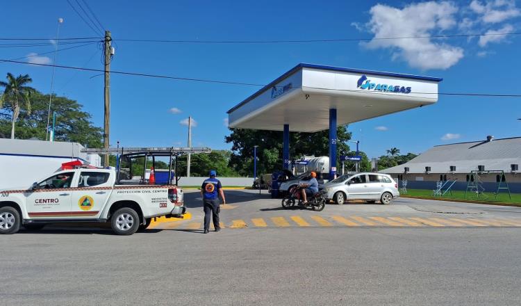 Vendía tronadores afuera de gasolinera en Tierra Colorada