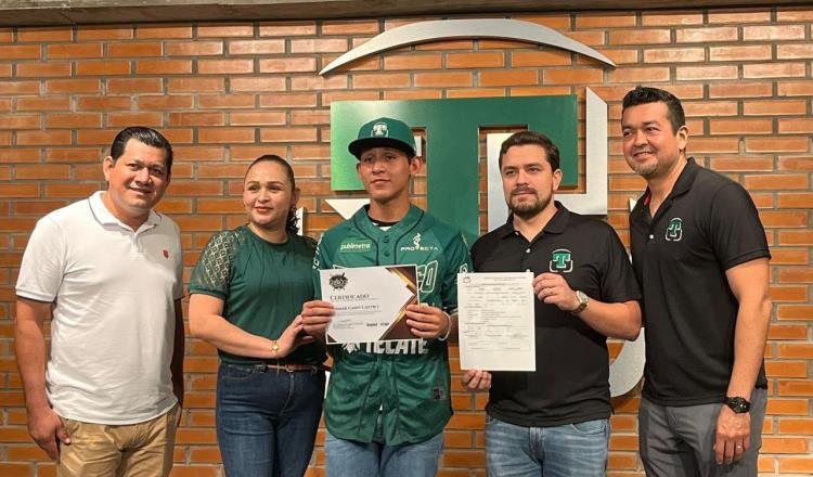 Olmecas realiza firma del lanzador tacotalpense, Josmar Cano Castro