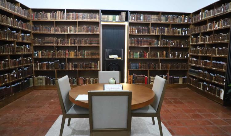 UJAT recupera colección Francisco J. Santamaría con más de 5 mil libros