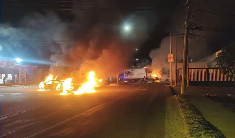 Quema de vehículos frente a academia Policía, reacción de delincuencia por acciones en su contra: Segotab