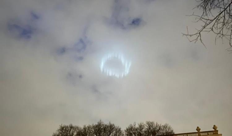 Se viraliza aparición de un misterioso anillo de luces en el cielo en Milán