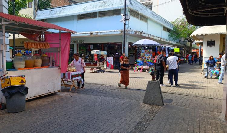 Inicia levantamiento de fachadas para identificar cuales requieren pintura en Barrio Mágico