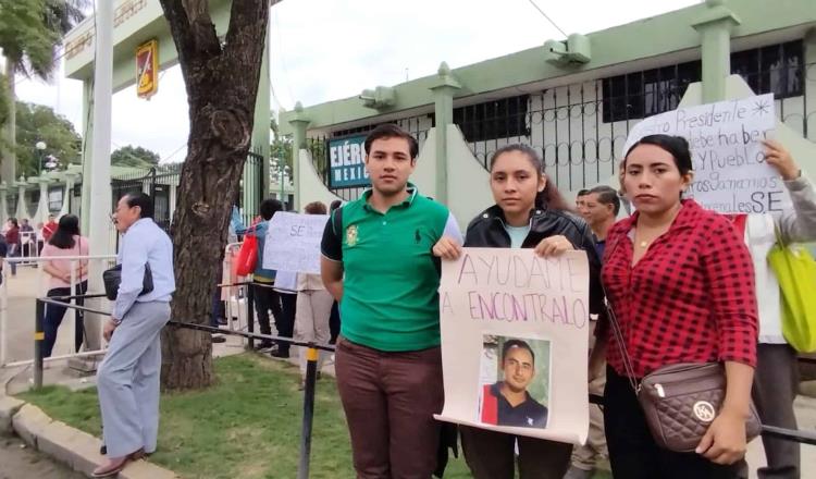 Familia de policía desaparecido el 22 de diciembre pide ayuda a AMLO para localizarlo