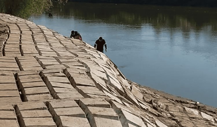 Gobierno de Centro supervisa obra del malecón, pero toca a Sedatu revisar fallas en colchacreto: Osuna