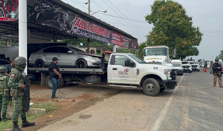 Tras operativo, retiran de taller unidades incautadas en Playas del Rosario