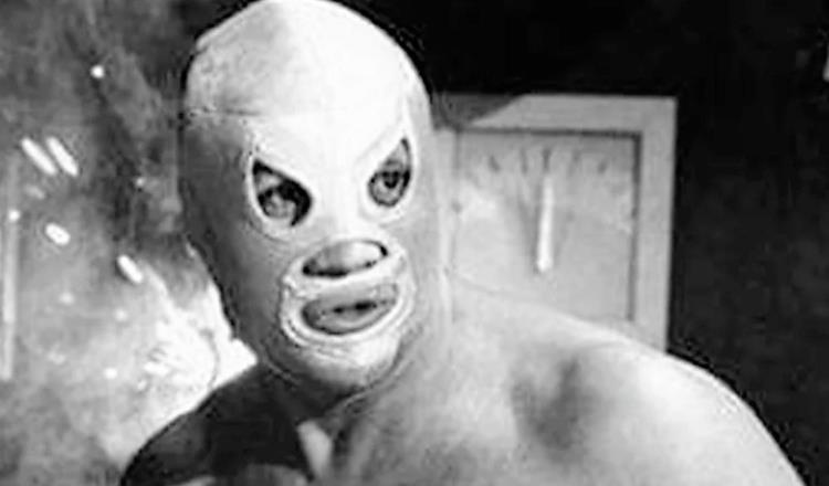 Estrenarán película prohibida de "El Santo"