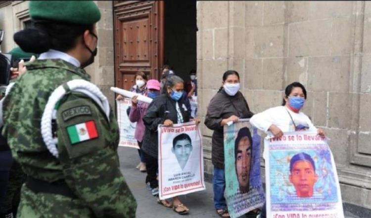 Liberan a 8 militares relacionados con caso Ayotzinapa