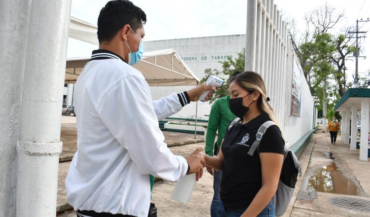 UJAT retomará uso de cubrebocas, como medida preventiva