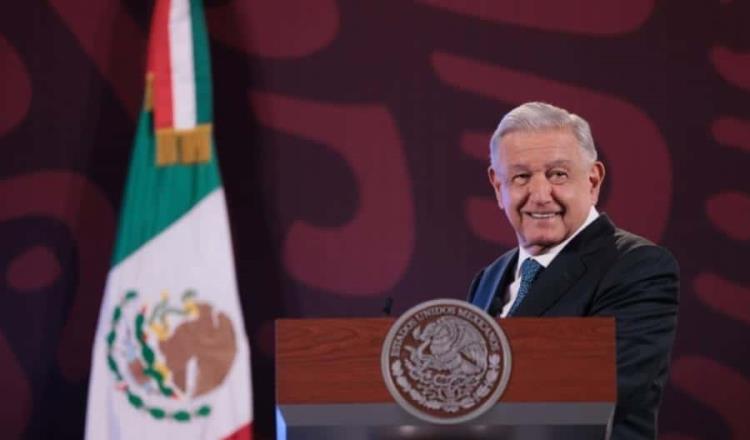 "Ya me quitaron hasta el derecho a replicar": Obrador tras amparo que le prohíbe hablar de Riva Palacio 