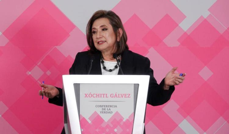 Reta Xóchitl a AMLO a debatir en inglés