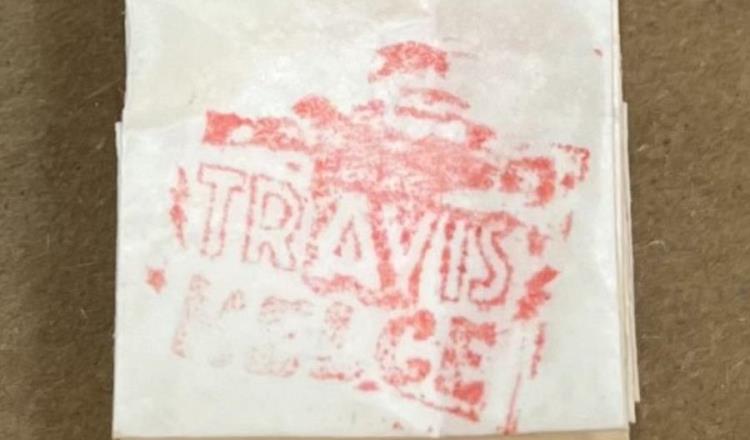 Confisca DEA varias dosis de fentanilo con imagen de Travis Kelce en medio de la euforia del Super Bowl