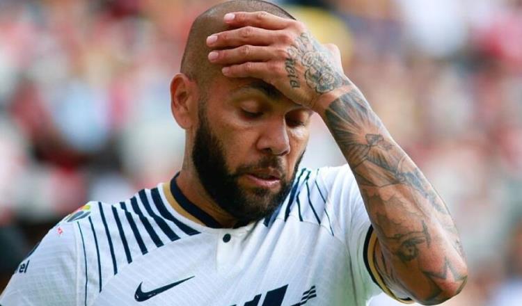 Dani Alves en depresión por caso de agresión sexual