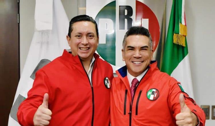 Renuncia diputado de Morena en Yucatán y se une al PRI