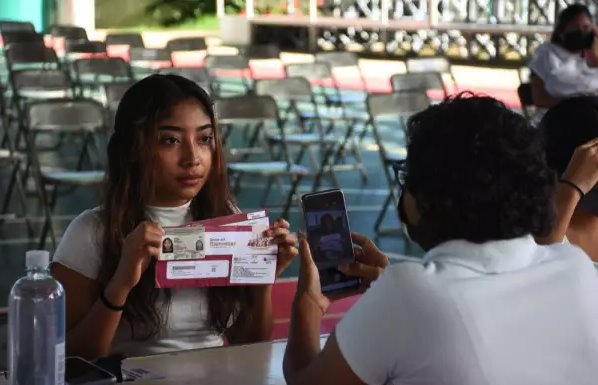 Gobierno de México entregó becas a jóvenes universitarios que no cumplían con requisitos: ASF