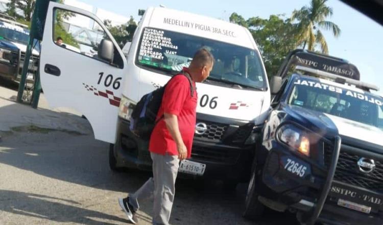 Combi choca contra patrulla de SSPC en Casa Blanca y generan circulación vehicular lenta