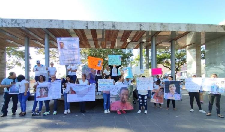 Marchan familiares de personas desaparecidas para exigir a FGE avances de investigaciones