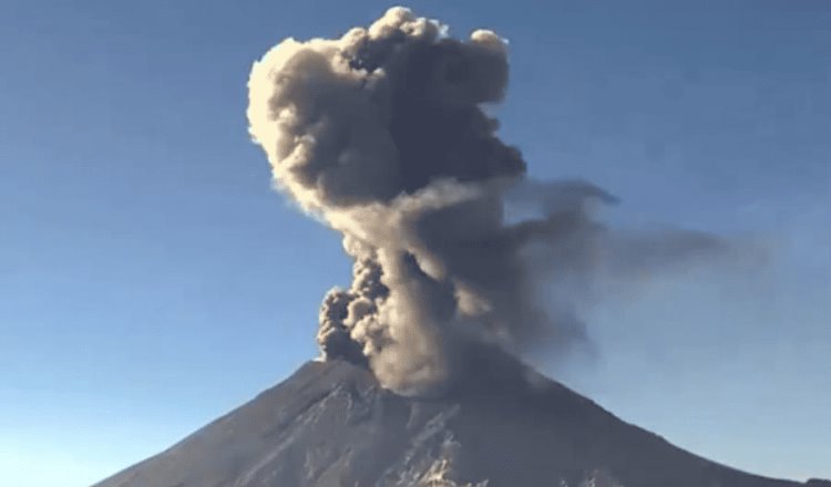 Cancelan vuelos en el AICM por actividad del Popocatépetl