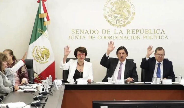 Avanza en Senado reforma para aumentar aguinaldo de 15 a 30 días de salario