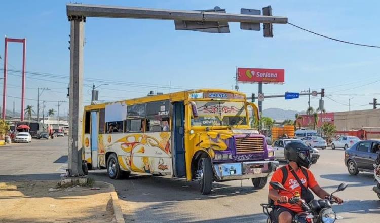 Golpean a choferes de transporte en Acapulco, Guerrero por no reportar movimientos