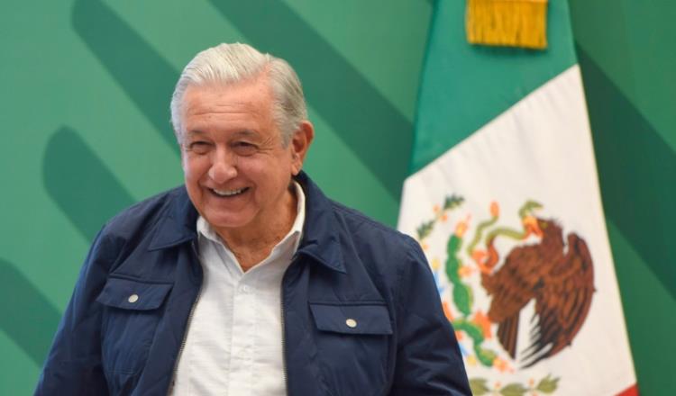 "Ya quedó enlatada" dice AMLO tras acatar orden del INE sobre entrevista con Canal Red