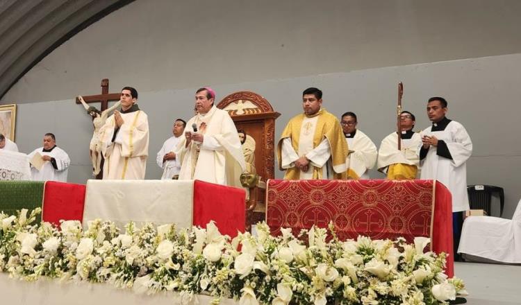 Encabeza Obispo de Tabasco Misa Crismal en martes Santo