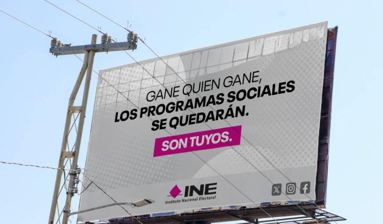 INE pide a Xóchitl dejar de usar la imagen del instituto en su campaña