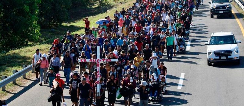 En Chiapas, caravana migrante rechaza programa "Vuelta a la Patria"