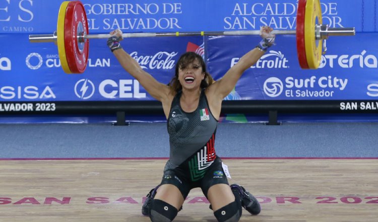 Mexicana Janeth Gómez consigue boleto a París 2024 en Halterofilia