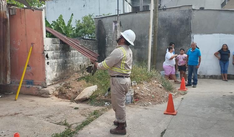 Luego de tres días sin luz restablecen servicio en el andador Carlos Hilario, de Infonavit Atasta