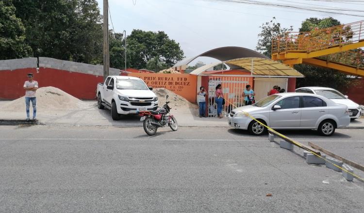 Padres de familia bloquean por 5 horas la Cárdenas-Huimanguillo