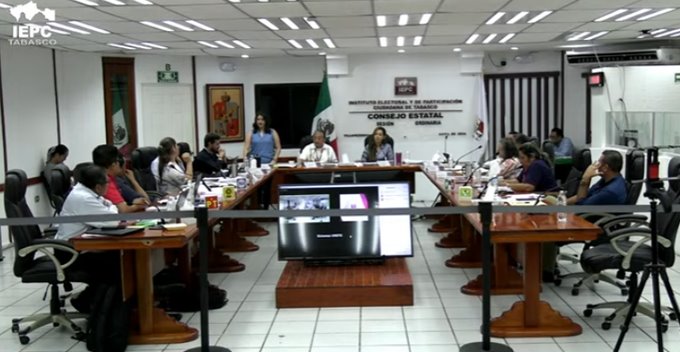 IEPC aprueba aplicar paridad en diputaciones locales y regidurías