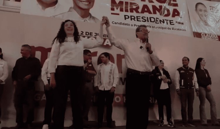 Es de las arrepentidas: Monreal se mofa de candidata de Morena expriista