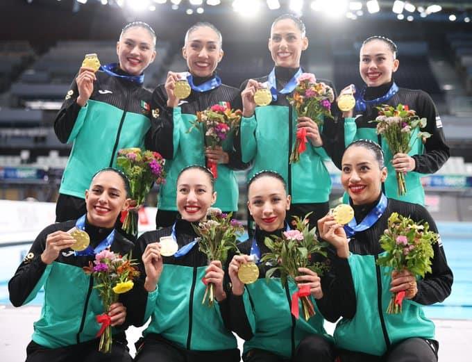 México gana oro en la Copa del Mundo de Natación Artística de París