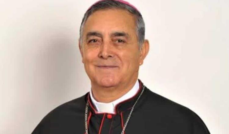 Obispo Salvador Rangel fue por agua a tienda de conveniencia y ya no recuerda nada: Abogado