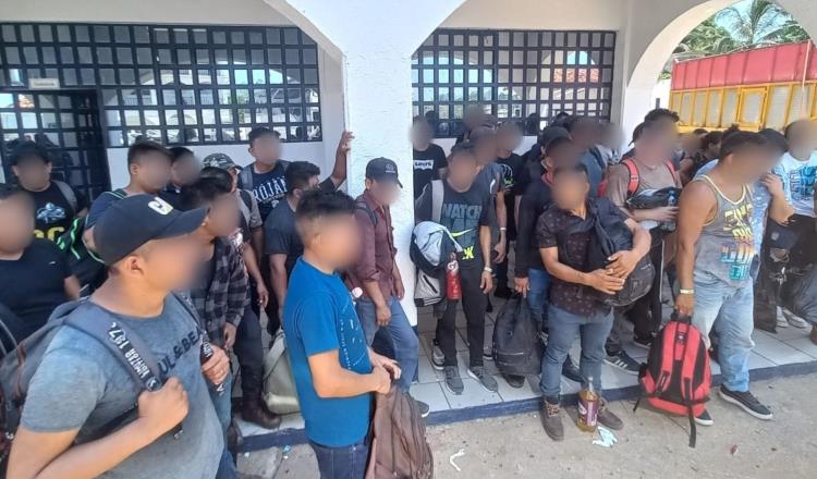 Rescatan a 162 migrantes en municipios de Veracruz