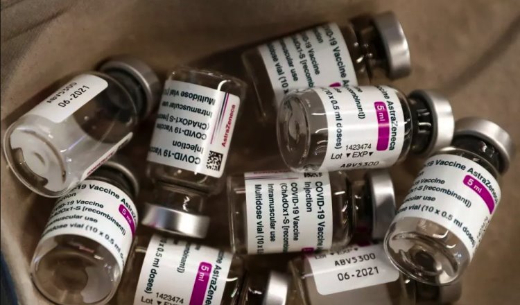 Astrazeneca retira de Europa su vacuna contra COVID por excedente de biológicos